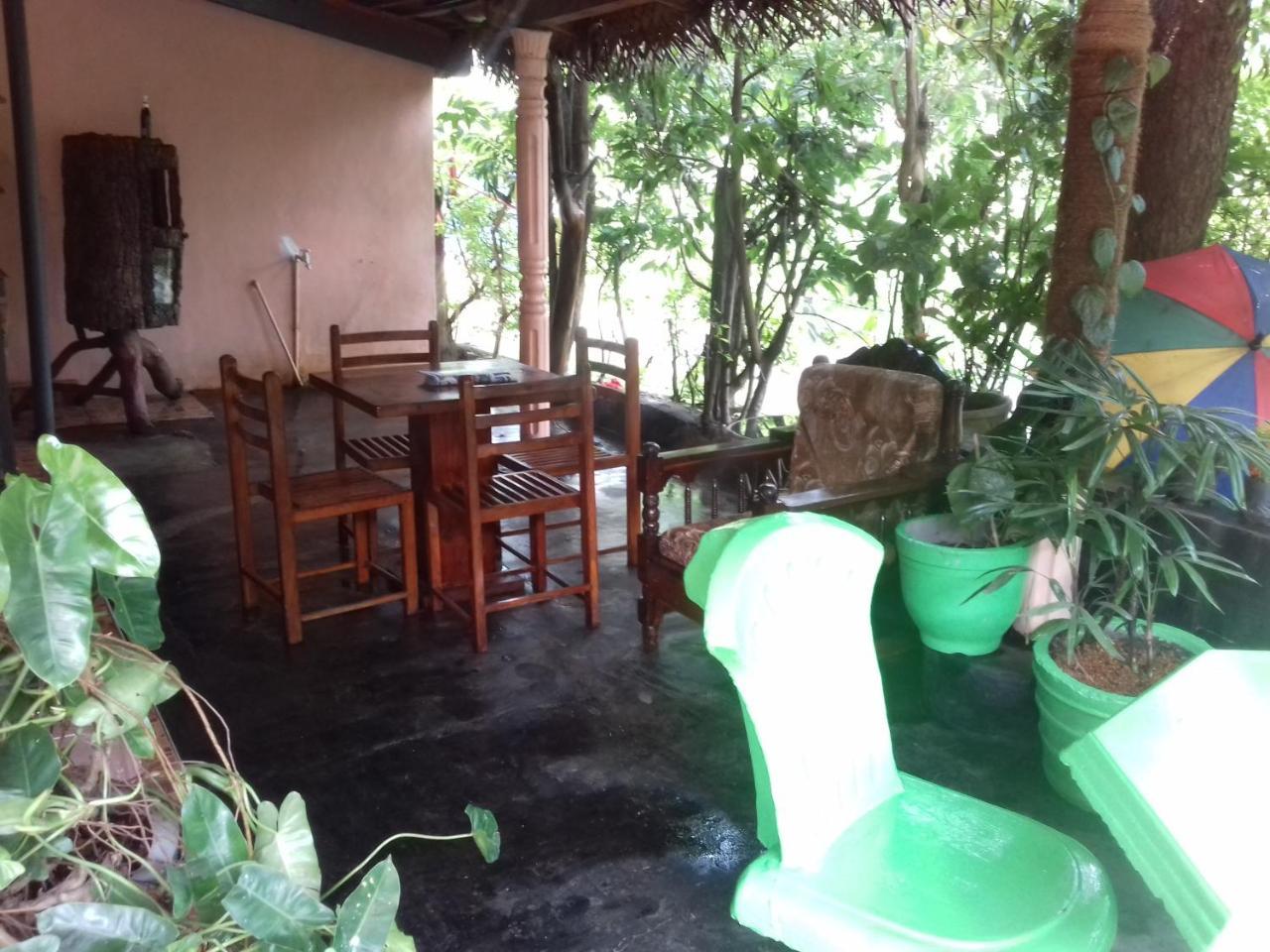 波隆纳鲁沃 提萨尔旅馆酒店 外观 照片